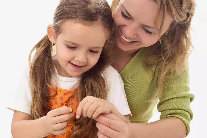 French flag necklace creating activities for kids