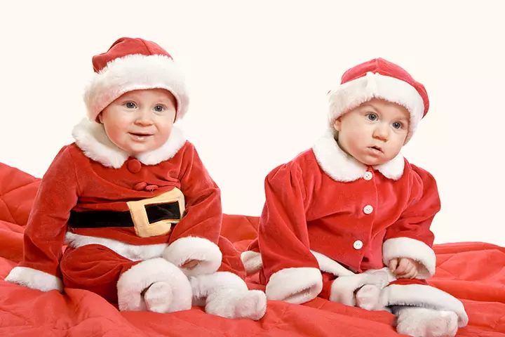 This cute Santa duo