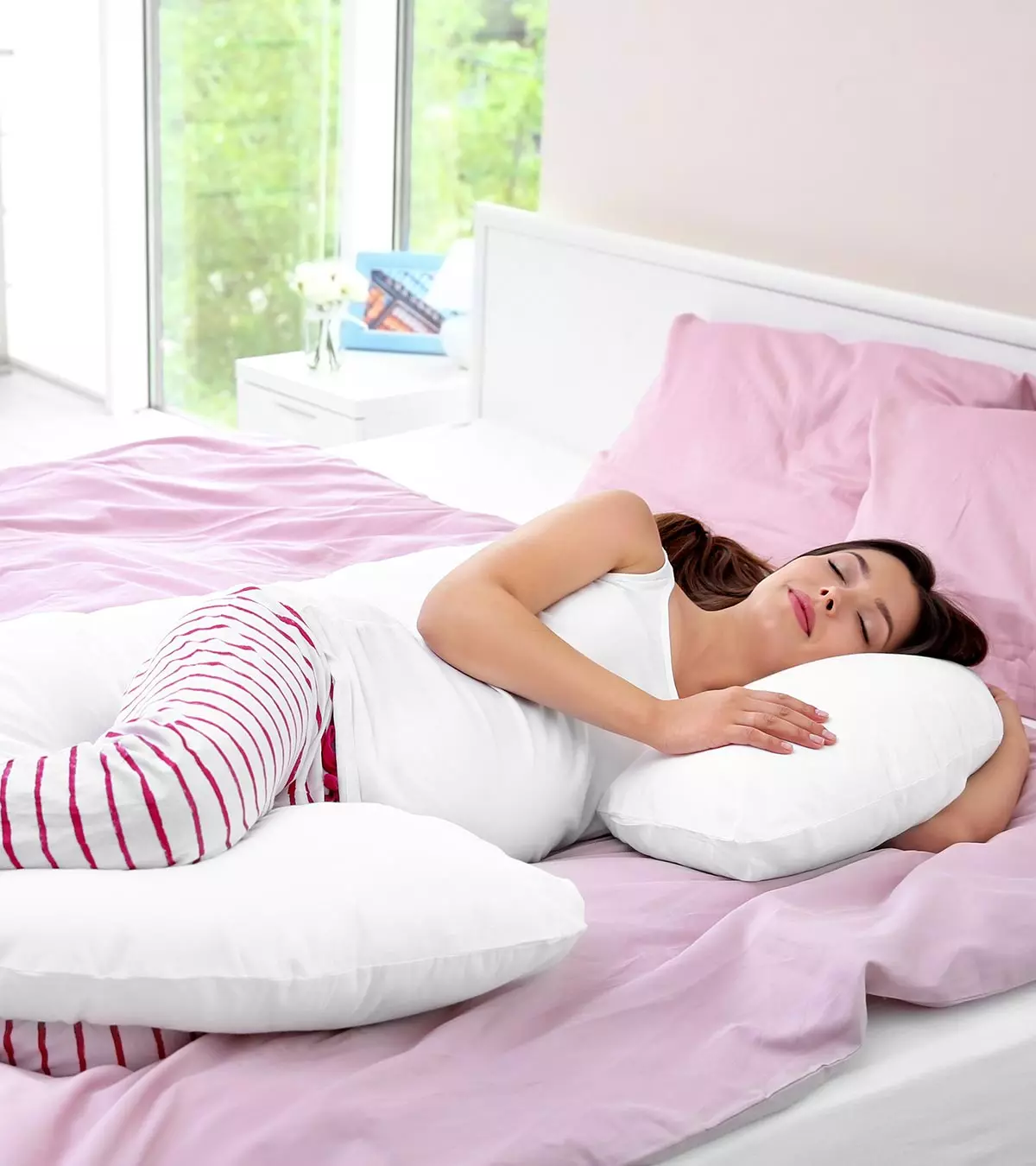 The Best Sleeping Positions During Pregnancy To Get Some Rest