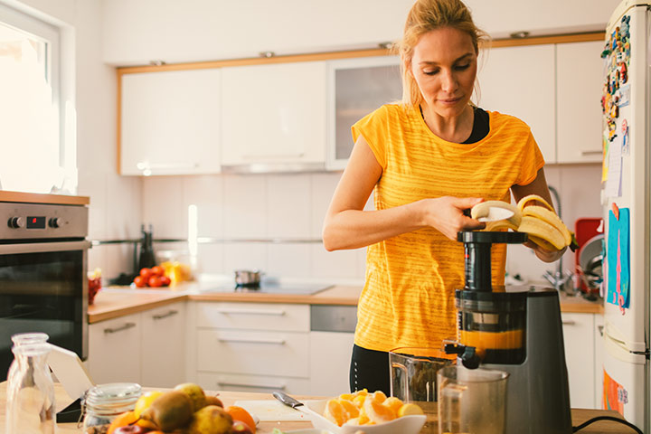 Cold press juicer gifts for new moms