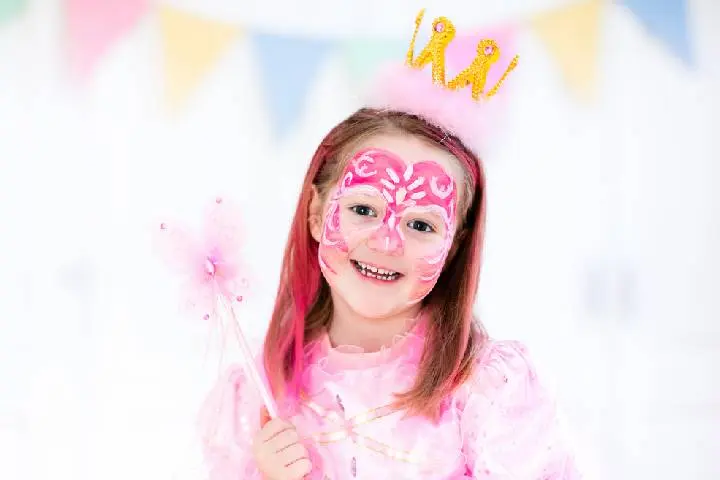 Fairy design face painting idea for kids 