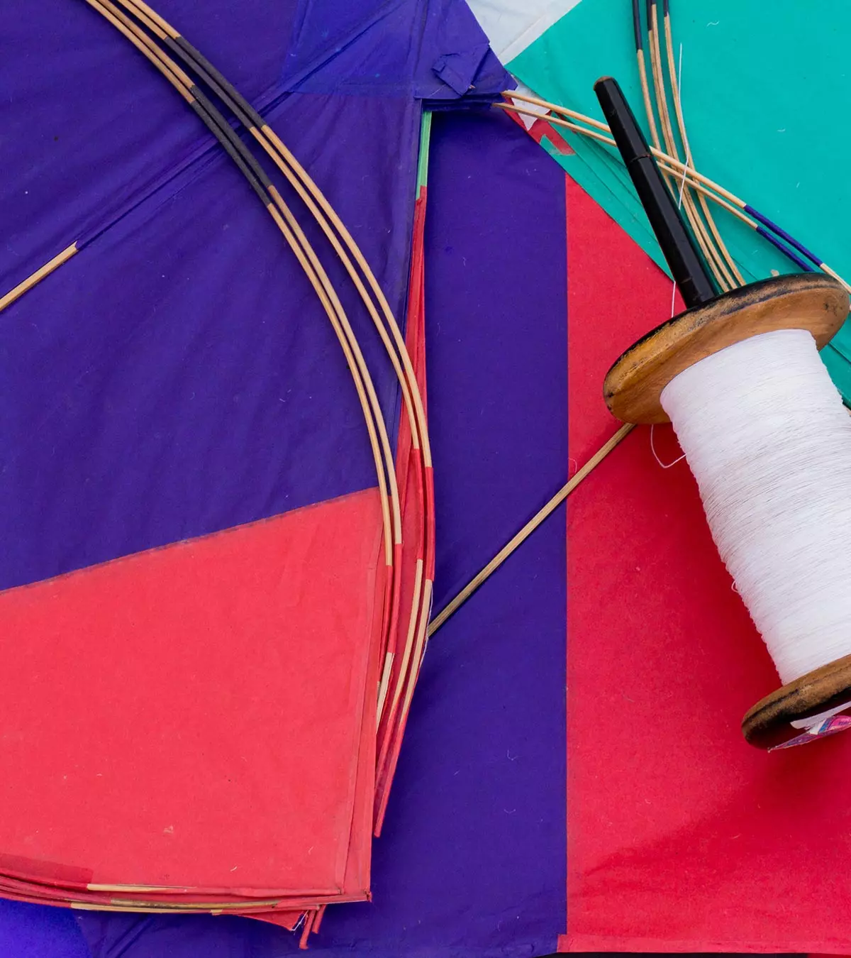 11 Easy Ideas To Make A Kite For Kids, With Paper And Sticks
