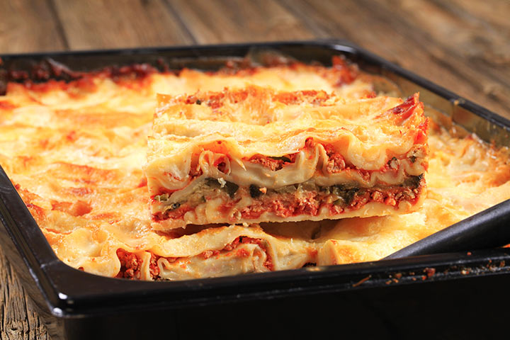 One-pan lasagna, healthy recipe for breastfeeding moms