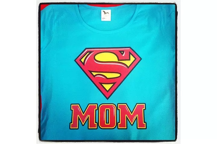 T-shirt gifts for new moms