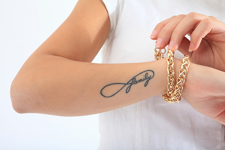50 Cute Simple Tattoos for Women 2023 Designs