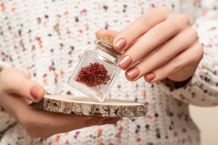 Avoid the extract of saffron during pregnnacy