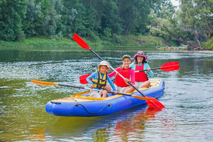 Kayaking helps boost energy levels