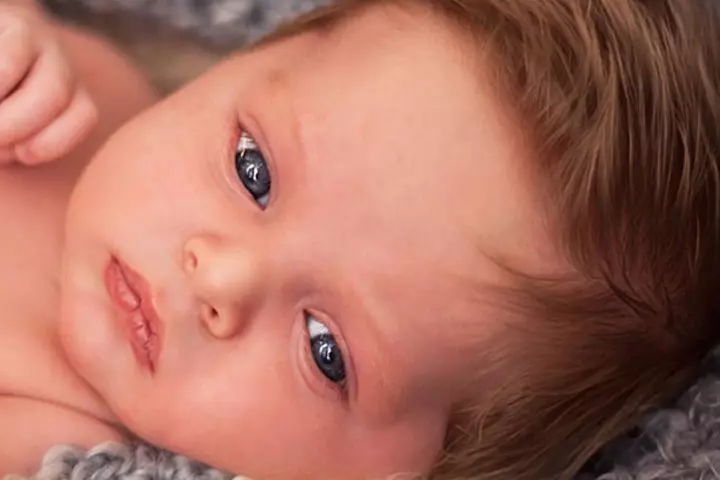 That's being pretty neat while still in its bed.