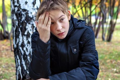 青少年勃起功能障碍：原因，症状和治疗