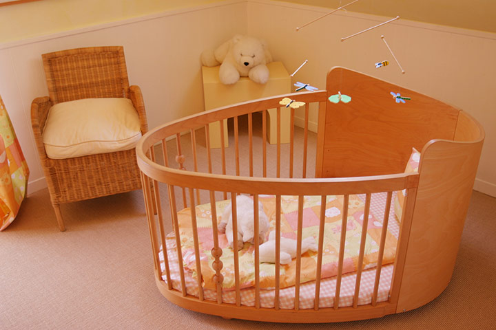 Fancy baby cribs