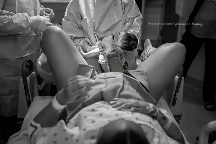 Oliver enters the world!