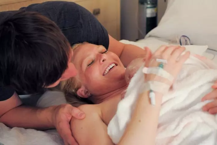 Birth Photos Will Make You Want To Be A Mother Again11