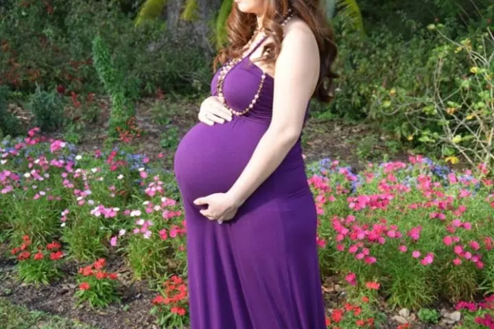 Full-Term Baby Bumps Full-Term Baby Bumps11