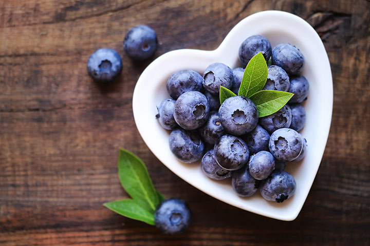 8 Delightful Health Benefits Of Blueberries For Babies