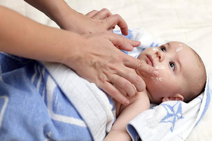 Does Your Baby's Skin Require Moisturizer Does Your Baby's Skin Require Moisturizer
