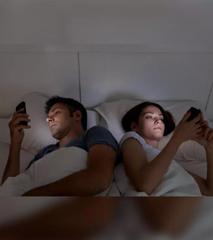 6-Signs-Gadgets-Are-Charging-Out-Your-Romance