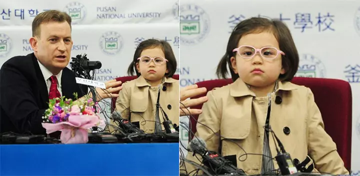 Marion killed the press conference with her looks