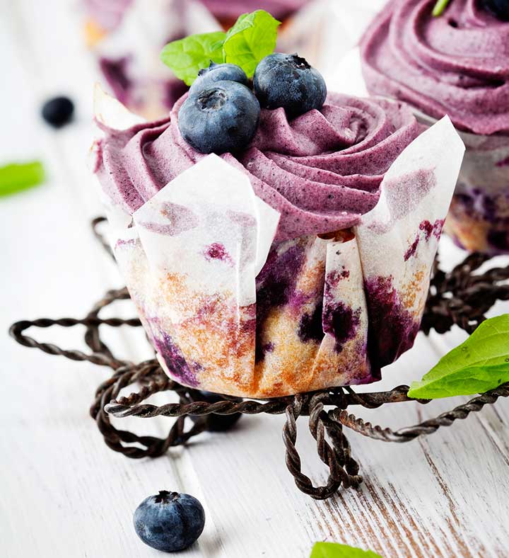 Blackberry-blueberry cupcakes for baby shower desserts