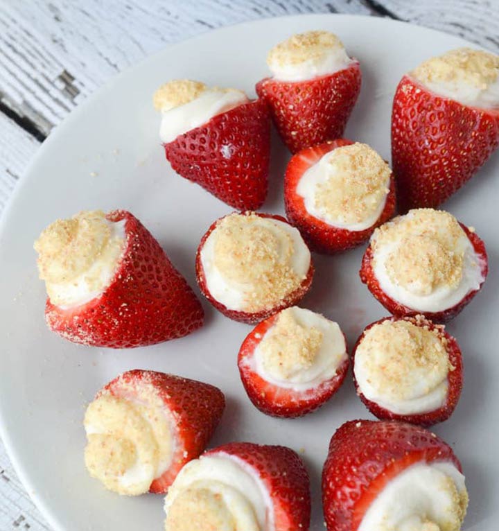 No bake strawberry cheesecake bites for baby shower desserts