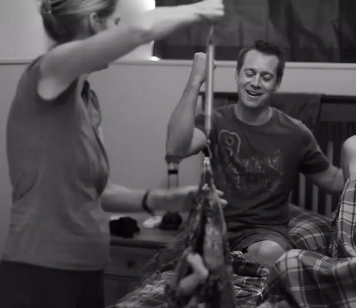 This dad is undoubtedly enjoying his fatherhood! Isn't this cool