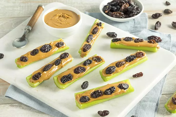 Celery, Peanut Butter And Raisins Celery, Peanut Butter And Raisins