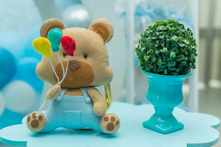 Teddy bear centerpiece