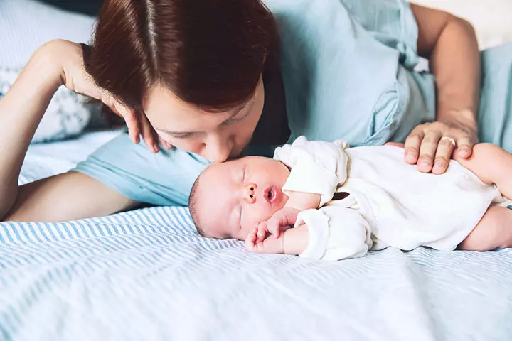 How To Wake The Baby For A Feed