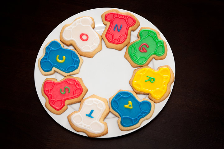 Cute onesie themed baby shower cookies ideas