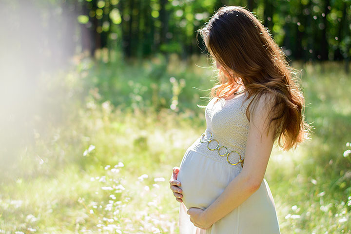 Shorter Women Have More Complications During Pregnancy True Or False