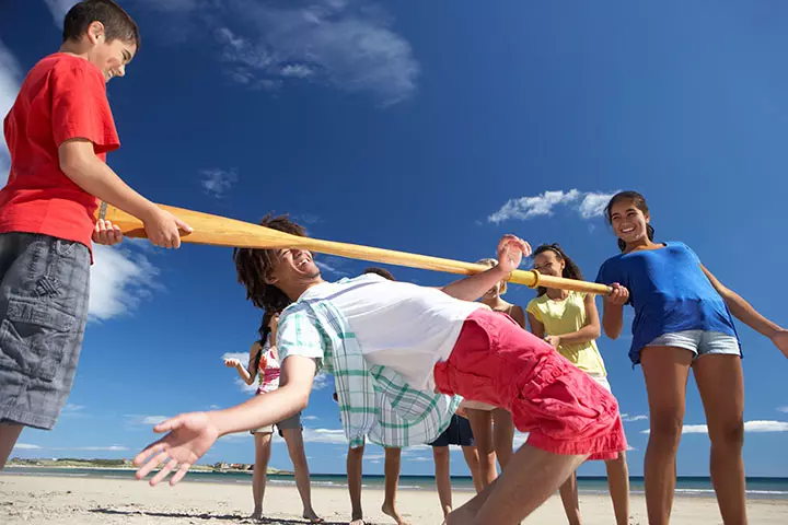 Limbo beach dance beach game and activity for kids