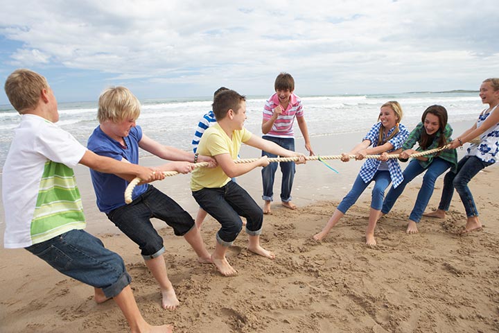Tug of war beach game and activity for kids