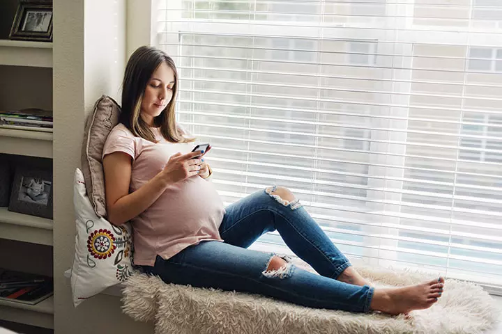 The sitting position, best positions during labor The sitting position, best positions during labor