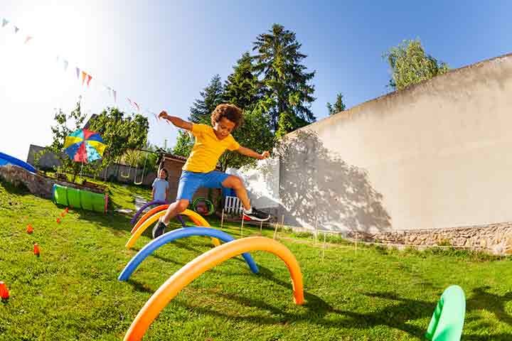 List of fun games to be played together with kids and spouse, by Noval  Agung Prayogo