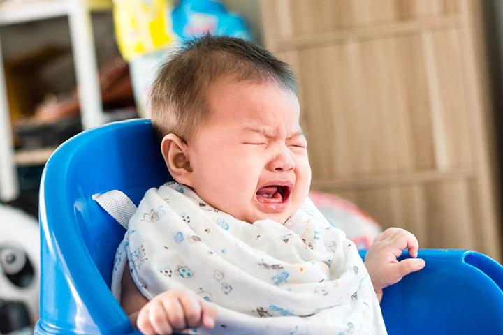 baby in pain after feeding