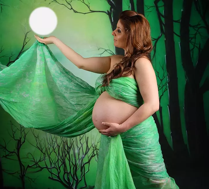 Looking At The Eclipse Results In Deformities In The Newborn