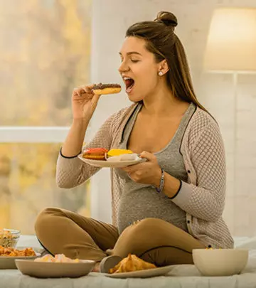 Why Pregnant Women SHOULDN'T Be Eating For 2