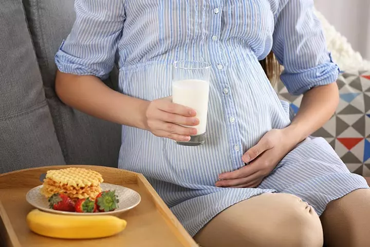 Women SHOULDN'T Be Eating