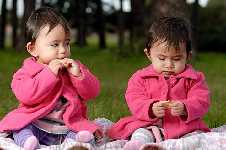 Whoa! A Mom In Vietnam Gave Birth To Twins Who Have Different Fathers