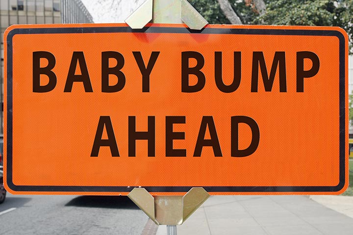 Baby bump for pregnancy announcement ideas
