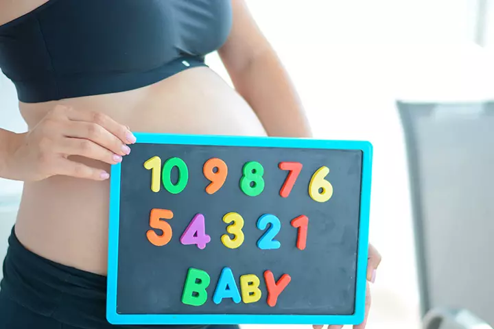 Countdown for pregnancy announcement ideas