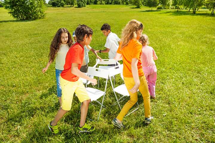 Musical chairs picnic games for kids