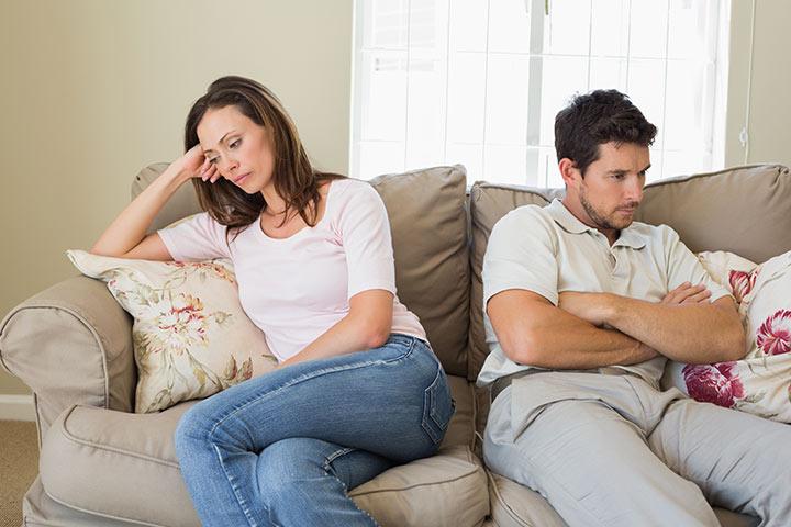 8 Signs You Are In An Unhappy Marriage 