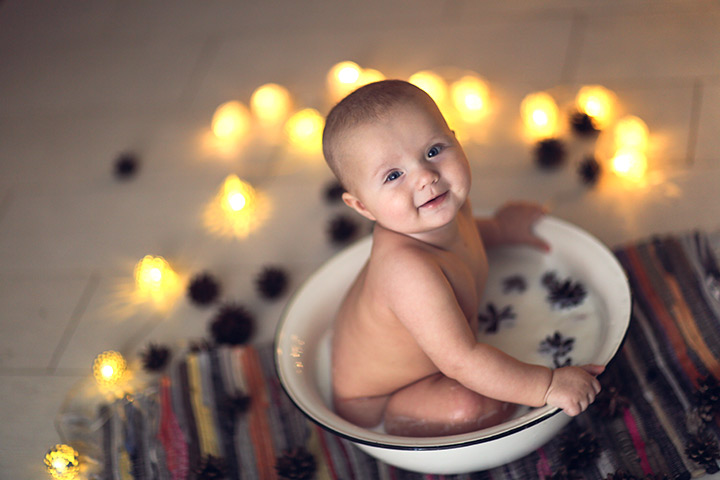 6 Benefits Of Breast Milk Bath For Babies