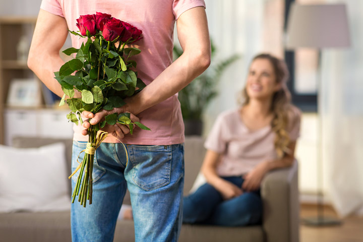 Grab some roses, romantic gestures to express love