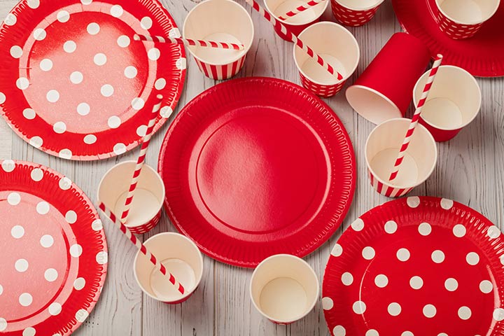 Minnie mouse theme party accessories for a second birthday