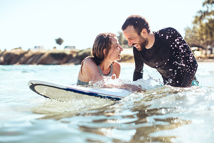 couple surfing as hobbies for couples