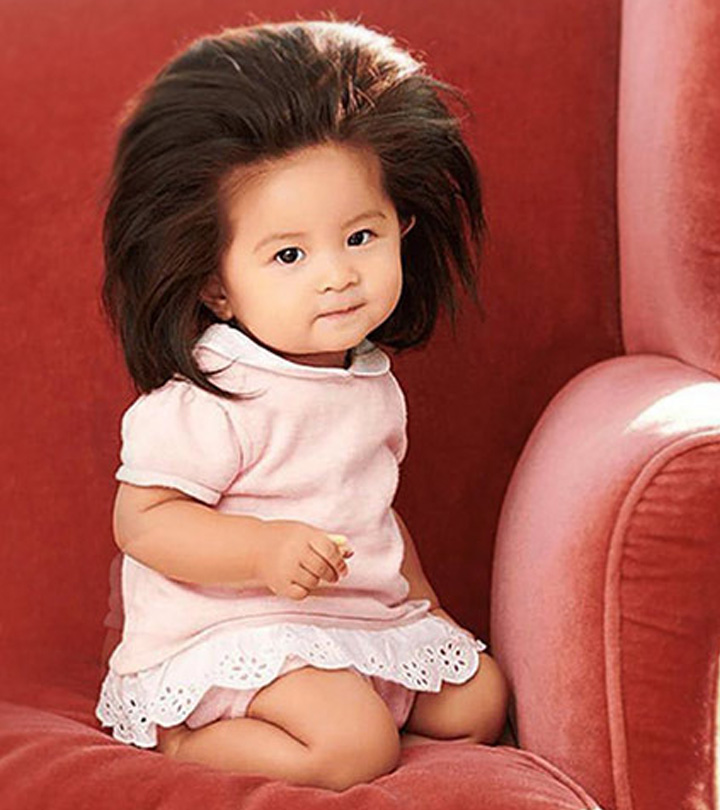 这个宝宝的头发太漂亮了，她才1岁就成为头发模特了