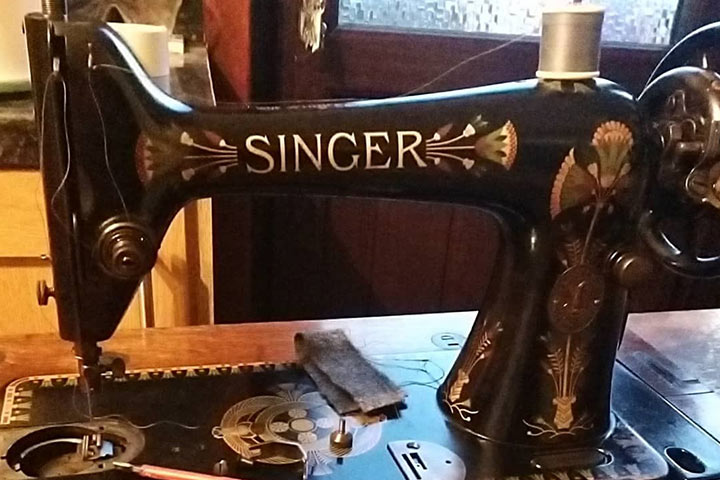My Best Friend – Sewing Machine