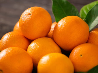 प्रेगनेंसी में संतरा व संतरा जूस के फायदे | Pregnancy Me Santra (Orange) Khane Ke Fayde