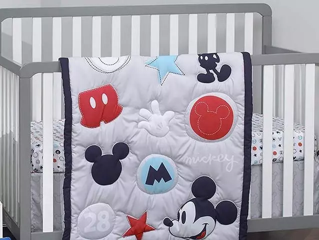 minnie mouse crib comforter